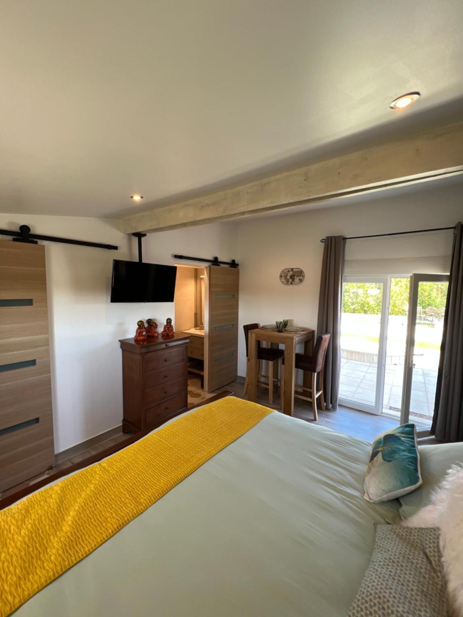 Lecrin Chambre D'Hote Spa Bellegarde  Kültér fotó